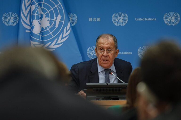 La Russie prévient que le déploiement possible des forces européennes en Ukraine est une nouvelle incitation à la guerre