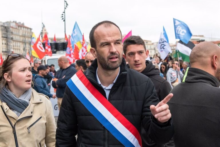 La gauche assistera à une mobilisation contre celle du Pen et le gouvernement français demande à éviter les altercations