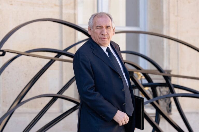 Le Premier ministre français déclarera en mai devant la Commission de l’enquête pour le cas des abus dans une école
