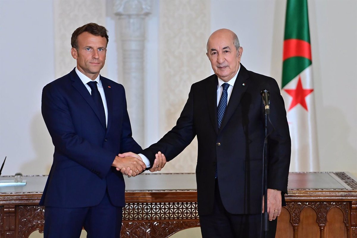 La France expulse 12 travailleurs de la mission diplomatique algérienne et appelle à des consultations à son ambassadeur