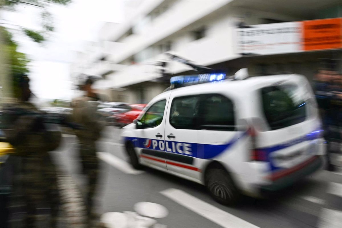 L'auteur présumé des coups de couteau dans un Institute de Nantes est admis dans un hôpital psychiatrique