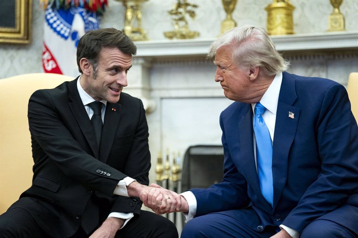 Macron dit que la proposition de Poutine de négocier avec l'Ukraine n'est pas "suffisante" tandis que Trump célèbre l'offre
