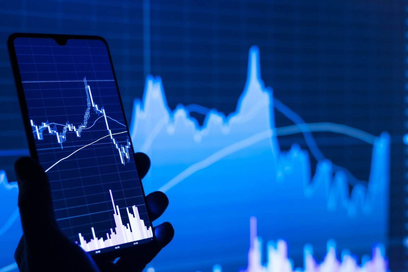 Apollo completes $6.3bn acquisition of IGT businesses and Everi