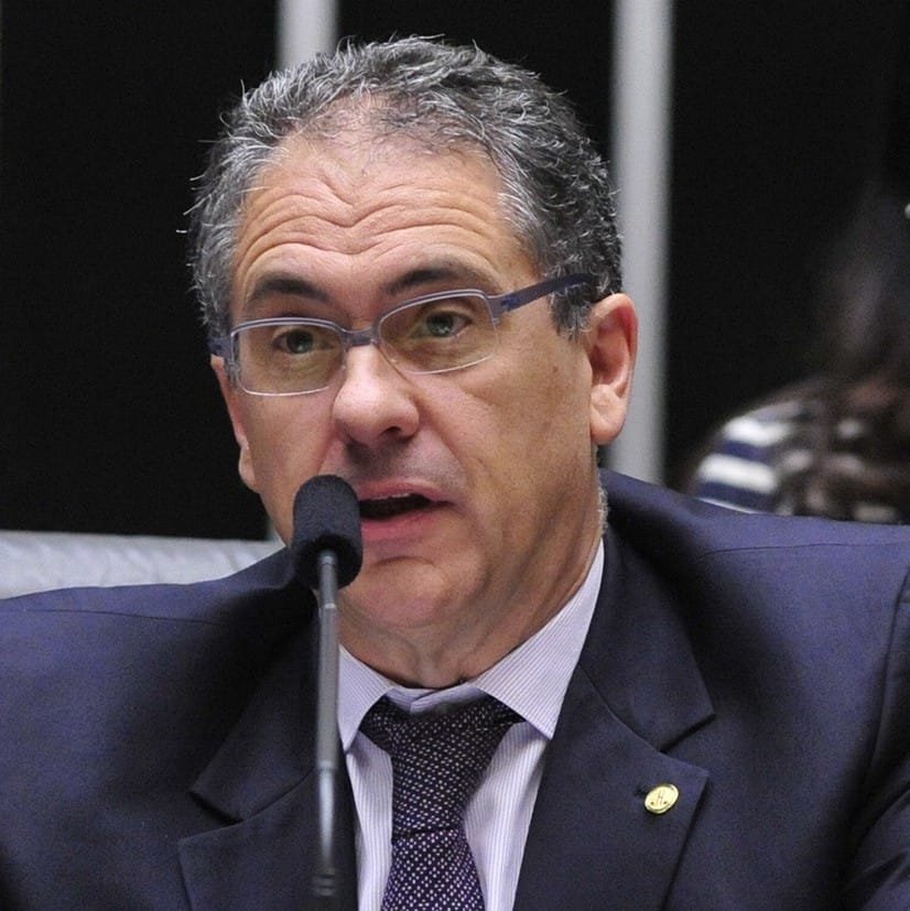 Brazilian lawmaker engages betting industry on tax reform